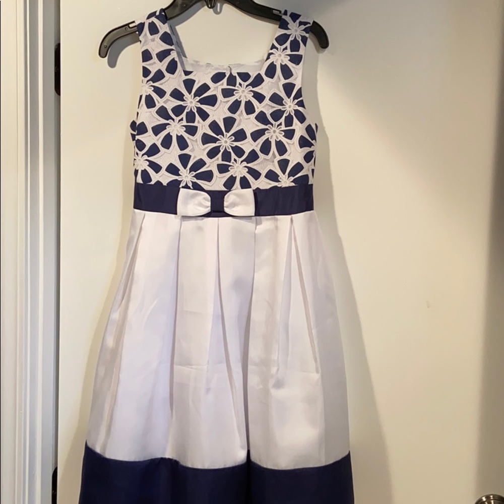 Girls dress☀️
